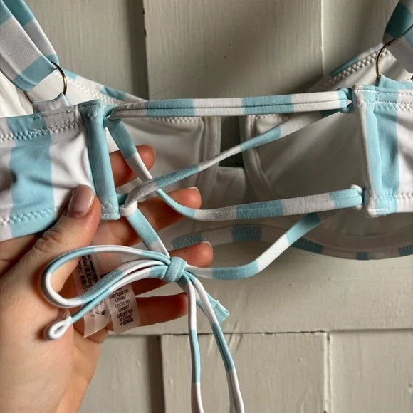 Victoria’s Secret Swim Top NWT Size 32DD - Picture 7 of 10